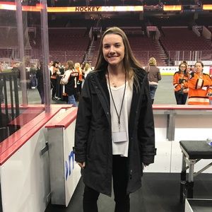 Meet your Posher, Ava